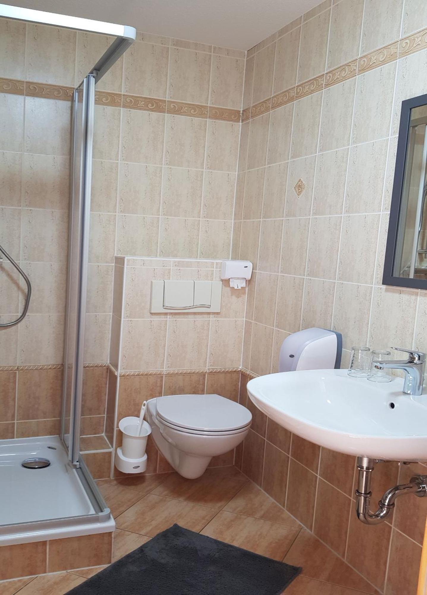Pension Zum Lindenwald Colbitz Esterno foto