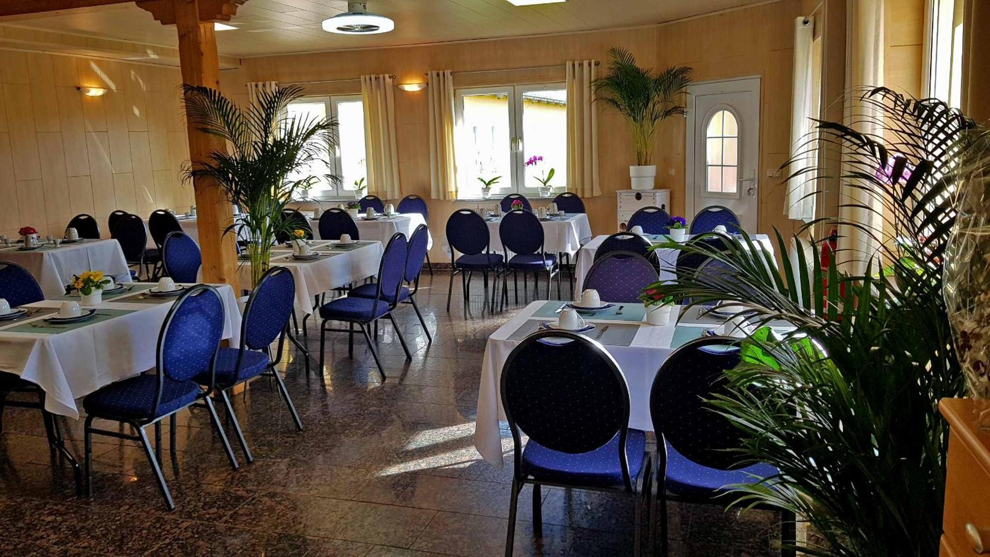 Pension Zum Lindenwald Colbitz Esterno foto